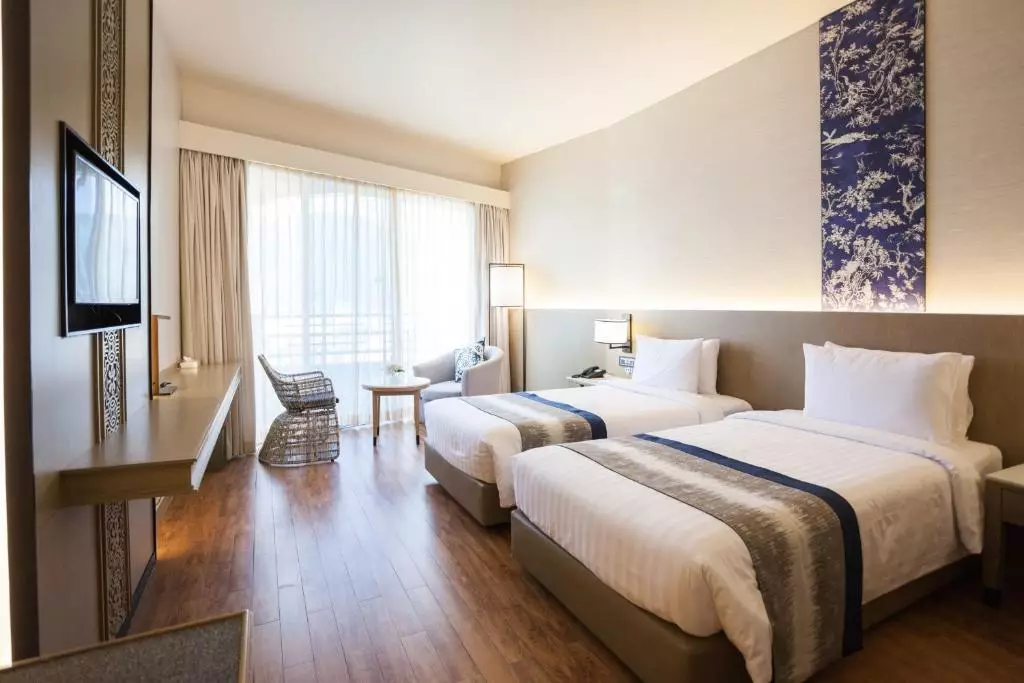 The Royal Paradise Hotel and Spa